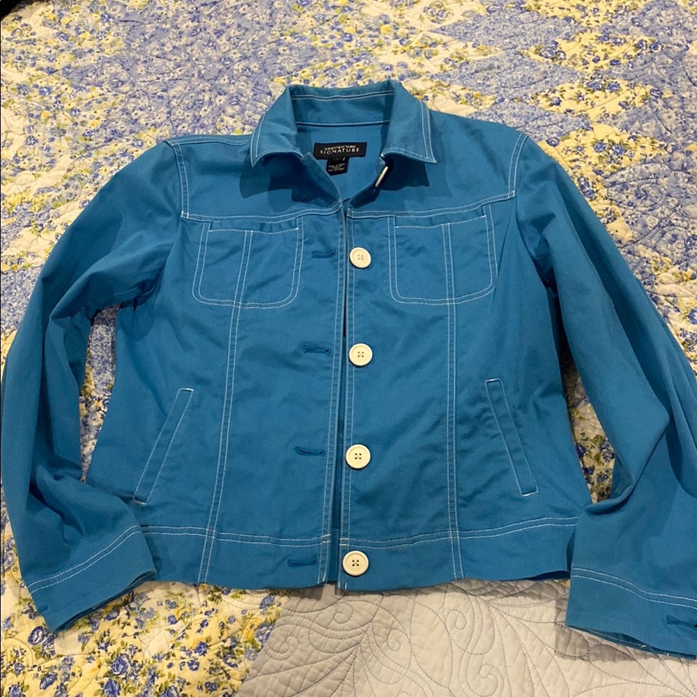 Jones New York Blue Jean Jacket Classic Style - Picture 1 of 2